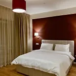 Habitat - Moderne Cu Parcare Si Terasa