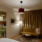 Habitat - Moderne Cu Parcare Si Terasa