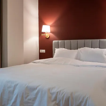 Habitat - Modern With Terraces And Free Parking * Craiova