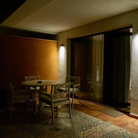 Habitat - Moderne Cu Parcare Si Terasa Craiova