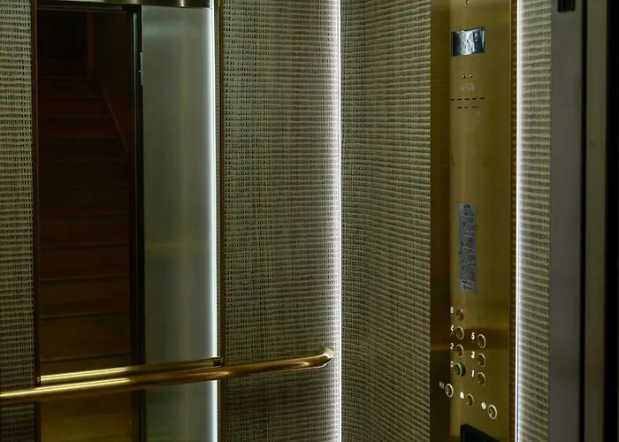 Habitat - Moderne Cu Parcare Si Terasa Craiova