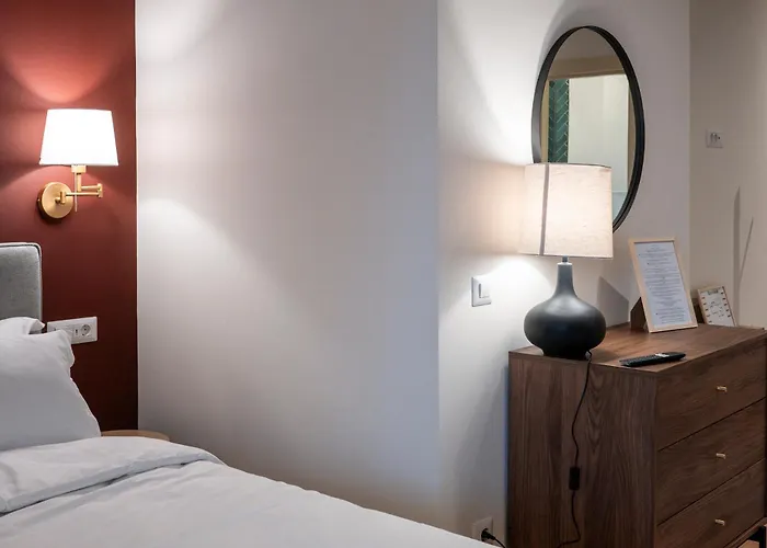 Habitat - Moderne Cu Parcare Si Terasa Craiova