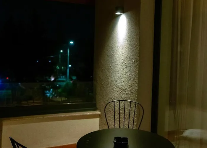 Lägenhet Habitat - Moderne Cu Parcare Si Terasa